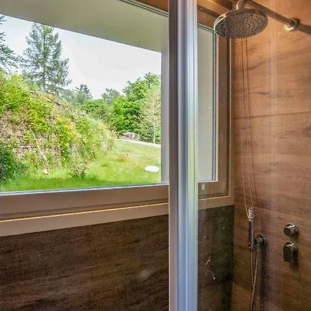 Maggiore Alture Di Stresa Casa Nel Bosco Confinante Con Il Golf Des Iles Borromees Villa *