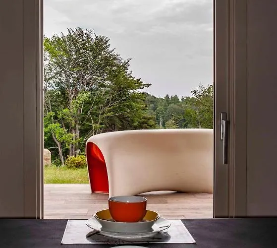 Maggiore Alture Di Stresa Casa Nel Bosco Confinante Con Il Golf Des Iles Borromees Villa *