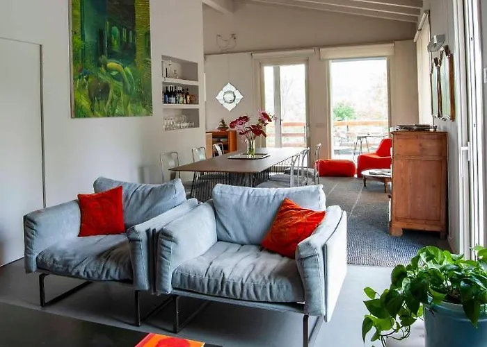 Maggiore Alture Di Stresa Casa Nel Bosco Confinante Con Il Golf Des Iles Borromees Villa