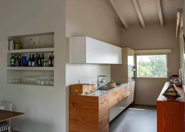 Villa Maggiore Alture Di Stresa Casa Nel Bosco Confinante Con Il Golf Des Iles Borromees Brisino