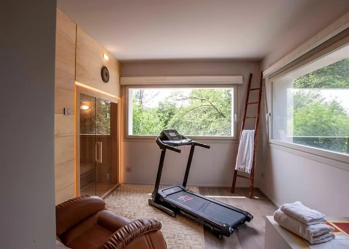 Maggiore Alture Di Stresa Casa Nel Bosco Confinante Con Il Golf Des Iles Borromees * Brisino