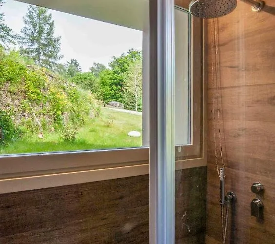 Maggiore Alture Di Stresa Casa Nel Bosco Confinante Con Il Golf Des Iles Borromées Villa *