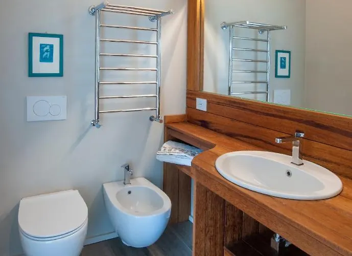 Maggiore Alture Di Stresa Casa Nel Bosco Confinante Con Il Golf Des Iles Borromees Villa