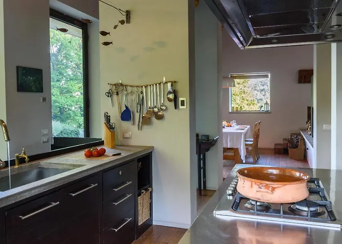 Maggiore Alture Di Stresa Casa Nel Bosco Confinante Con Il Golf Des Iles Borromees Villa