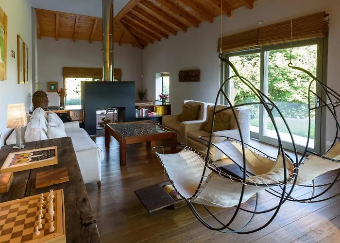 Maggiore Alture Di Stresa Casa Nel Bosco Confinante Con Il Golf Des Iles Borromees Brisino