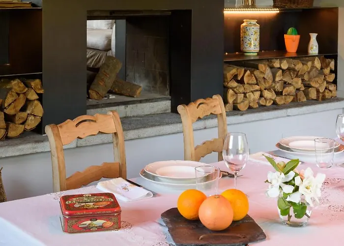 Maggiore Alture Di Stresa Casa Nel Bosco Confinante Con Il Golf Des Iles Borromees Villa